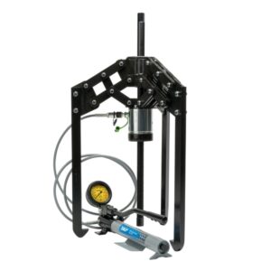 Product for mounting and dismounting and for maintenance